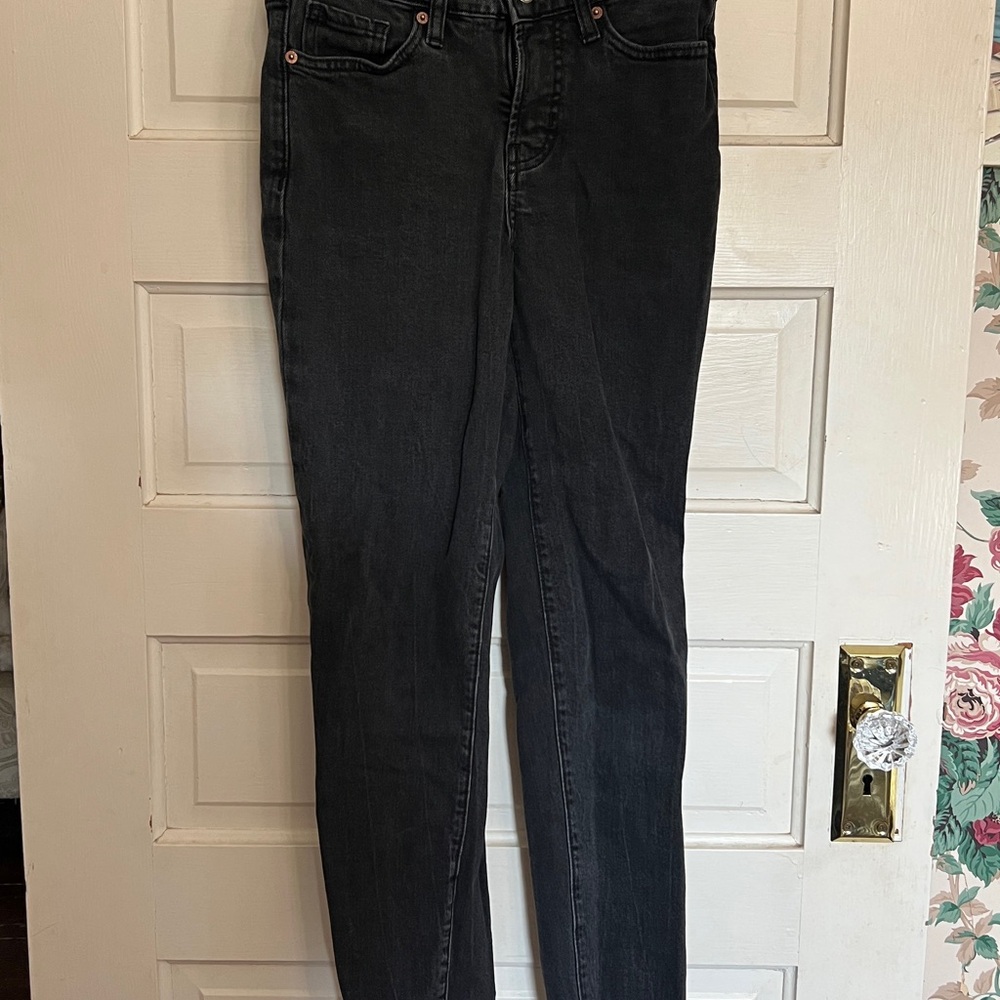 Old Navy Women's Distressed Black Straight Leg Jeans